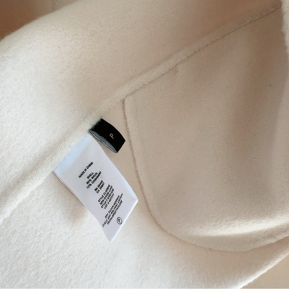 Theory Open Front Coat in Double-Face Wool-Cashmere - Picture 9 of 10